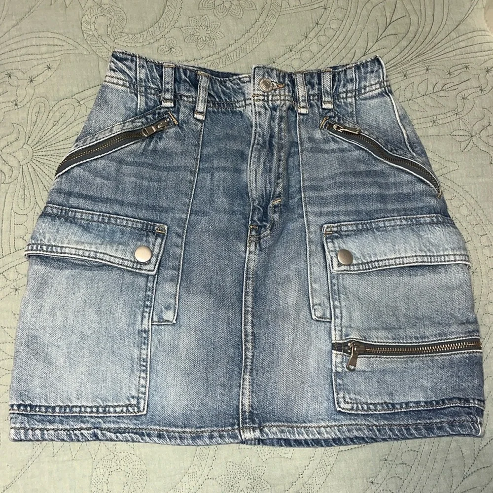 Free People We The Free 24 Denim Pocket / Zipper Skirt - Size 24 US - Picture 3 of 16